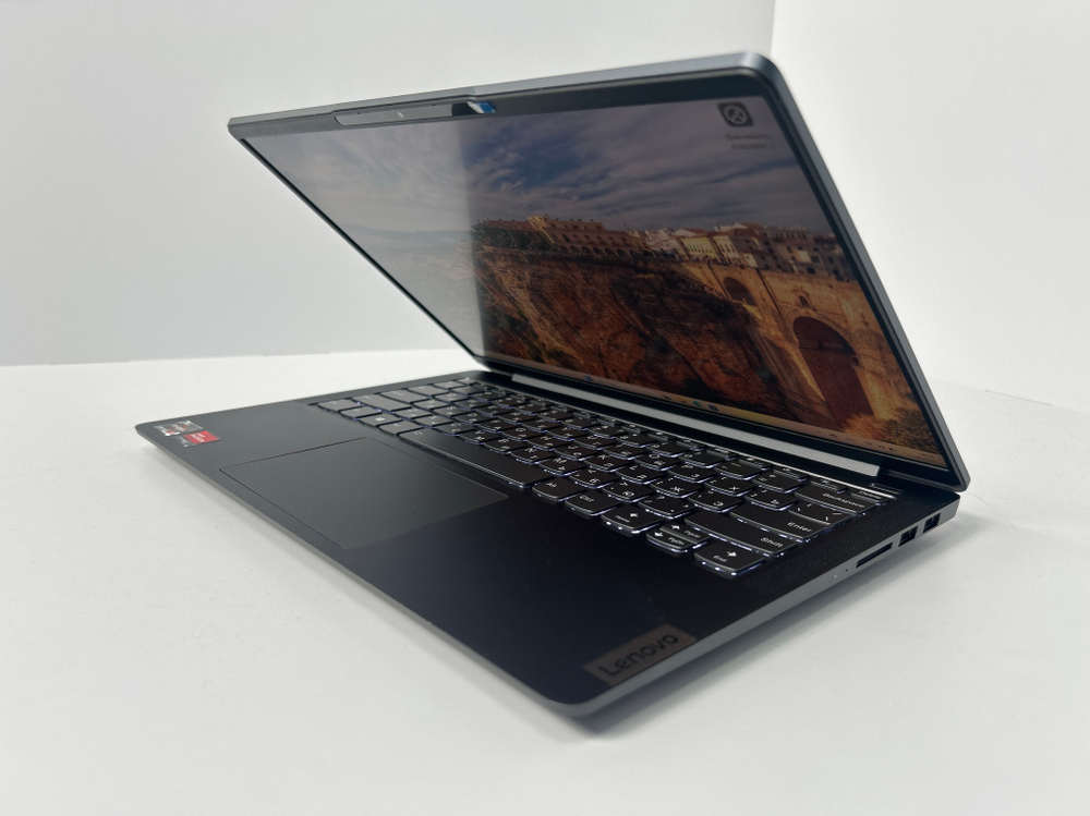 Ноутбук Lenovo IdeaPad 5 Pro Gen 6 (82L7000URU) 14"/AMD Ryzen 5 5600U/RAM 16GB/SSD 1024GB/AMD Radeon Graphics/2880*1800/IPS 90Hz/Windows 11/Подсветка кл-ры: LED/Чёрный. Состояние: A1