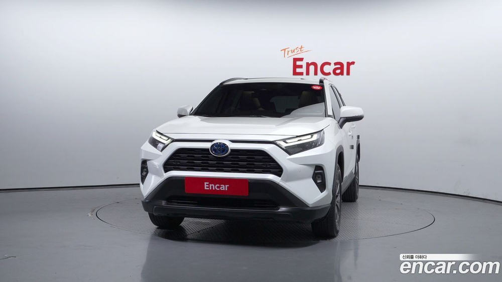 Toyota RAV4 5 Generation 2.5 2WD Hybrid (05.2022)
