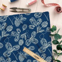 Ткань блэкаут белые узоры клевера утончённые