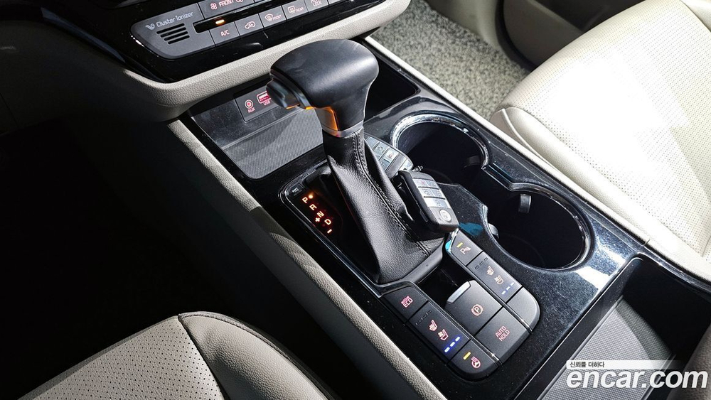 Kia The New Carnival (Sedona) 9-и местный Prestige (07.2020)