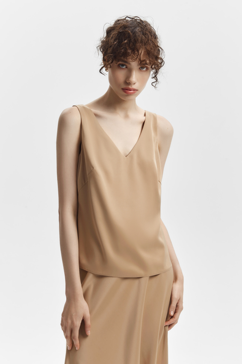 Топ с V-образным вырезом