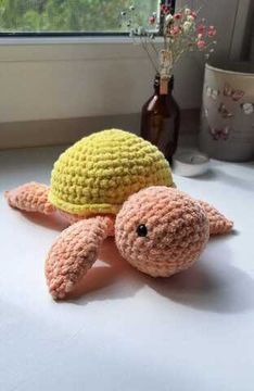 Вязаная игрушка ручной работы "Черепашка"