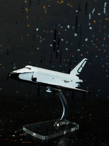 Модель космического корабля "Буран" 1:144