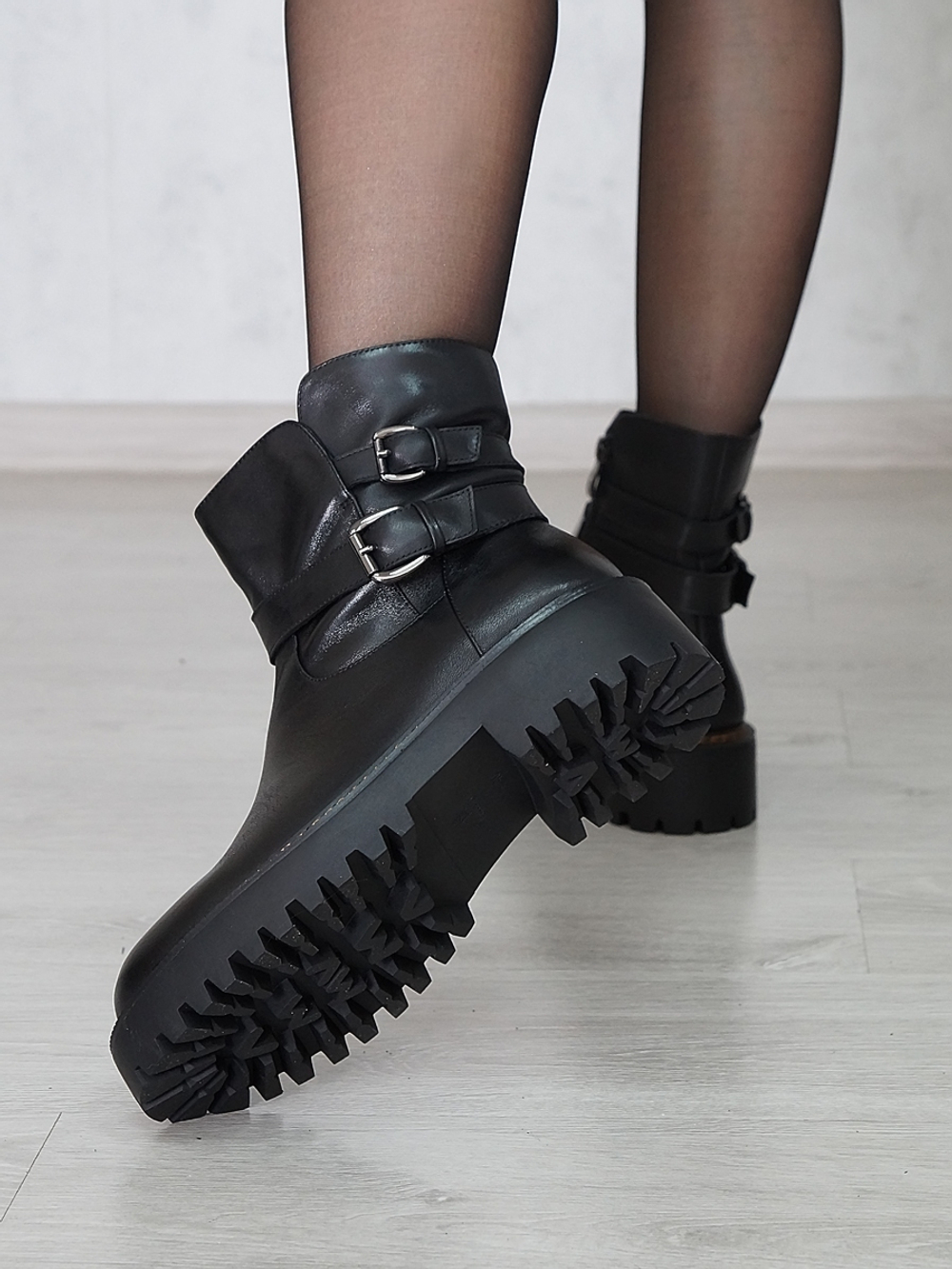 Ботинки женские демисезонные