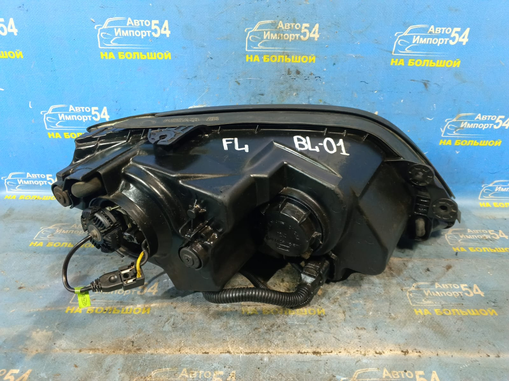 Фара передняя левая Kia SORENTO 2002-2009