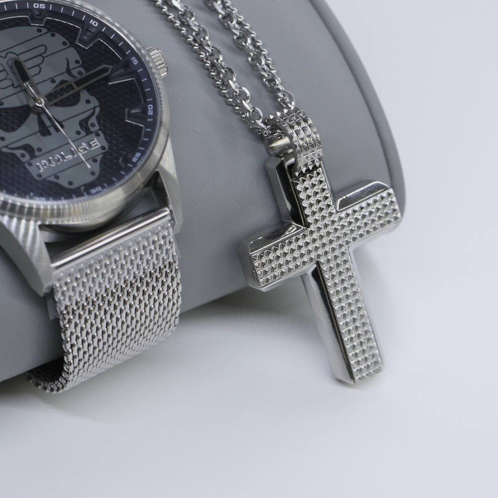 Подарочный комплект Police: мужские часы и кулон