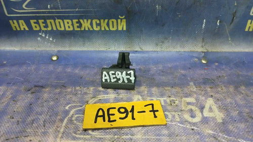 Бардачок пассажирский TOYOTA LEVIN 1990