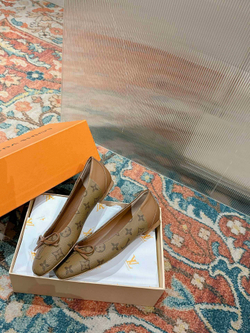 Louis Vuitton Flats (6 colors)