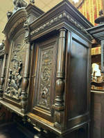 Старинный буфет