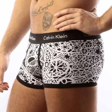 Мужские трусы боксеры Calvin Klein 365 print