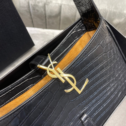 Saint Laurent Le 5 à 7 Hobo Bag