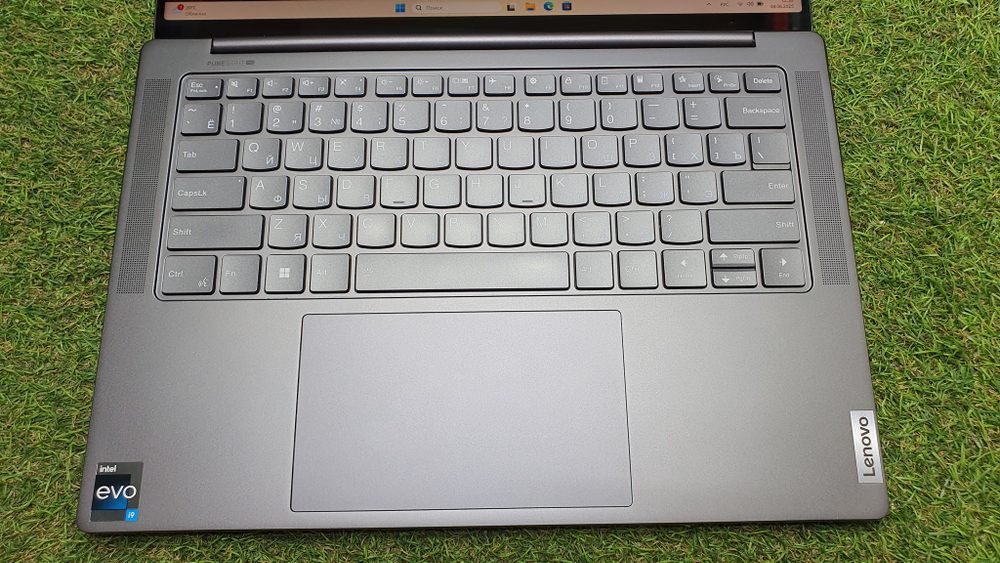 Ноутбук Lenovo i9-13/32Gb/SSD 1 Tb/3K/120Hz/Yoga Pro 7 14IRH8 82Y700AQCD/Windows 11