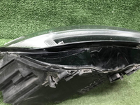 Битая Фара правая Volvo XC60 2 (2017-2021) LED