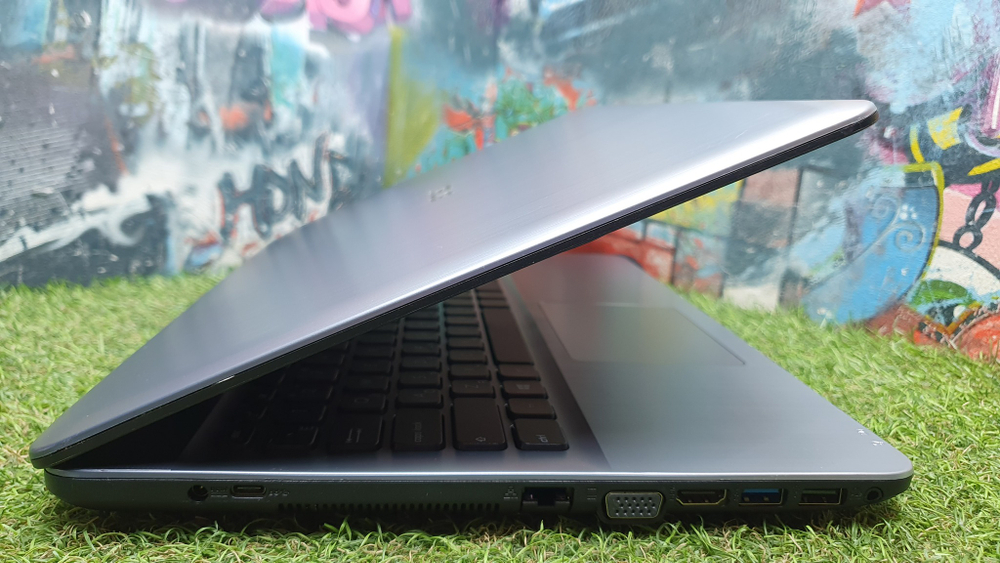 Ноутбук ASUS Pentium/4Gb/VivoBook X541S X541SA-XO687/Windows 10