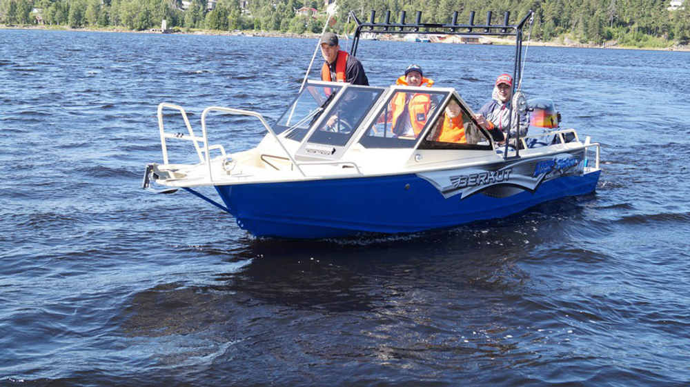 Алюминиевая моторная лодка Беркут BERKUT L-Fisher