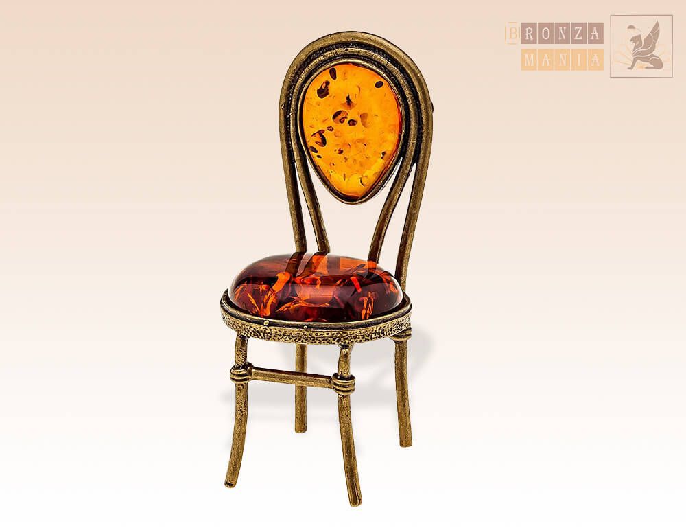 фигурка Стул с янтарем