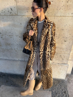 Шуба из натурального меха оцелота