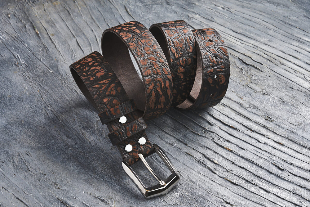 Ремень из крупной текстурной итальянской кожи, цвет «кофейный», хромированная пряжка