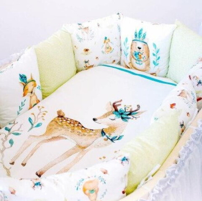 Комплект в кроватку Lappetti Волшебный лес для овальной кроватки 6 предметов салатовый