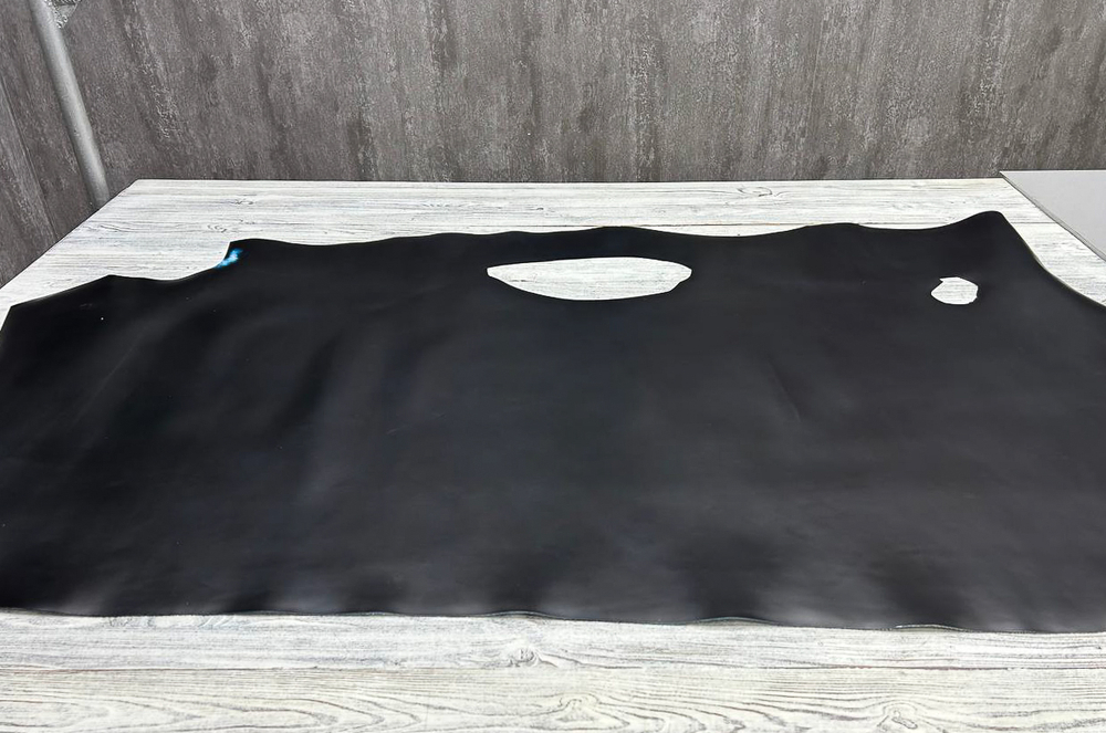 Brush Off Nero Blue (1,5-1,7 мм), цв. Черный, натуральная кожа