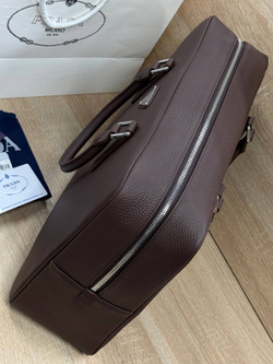 Портфель Prada