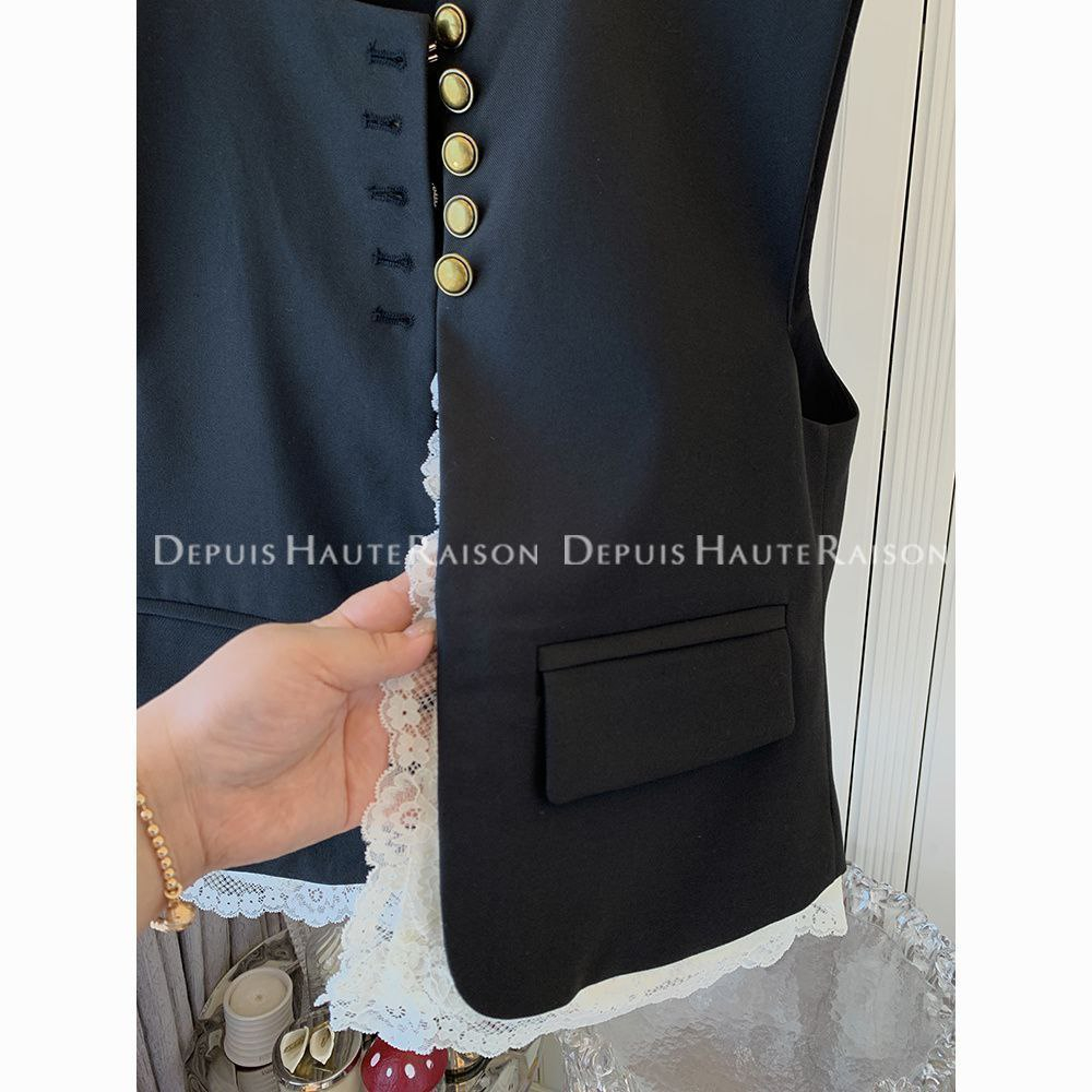 Женский жилет