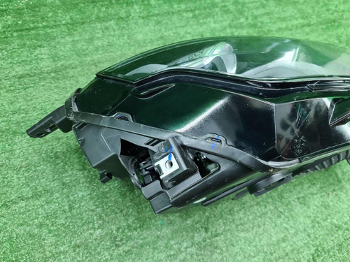 Битая Фара правая Geely Coolray (19-23) галоген