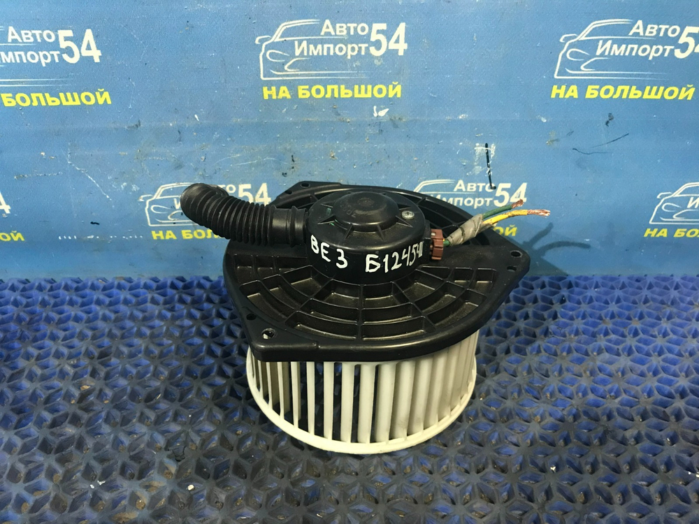 Моторчик печки Honda EDIX 2004-2009