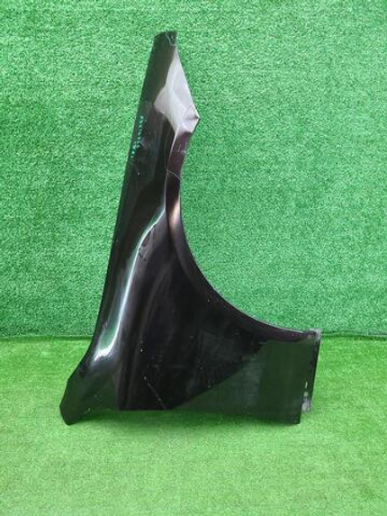 Крыло переднее правое Mercedes CLS C257 (17-23)