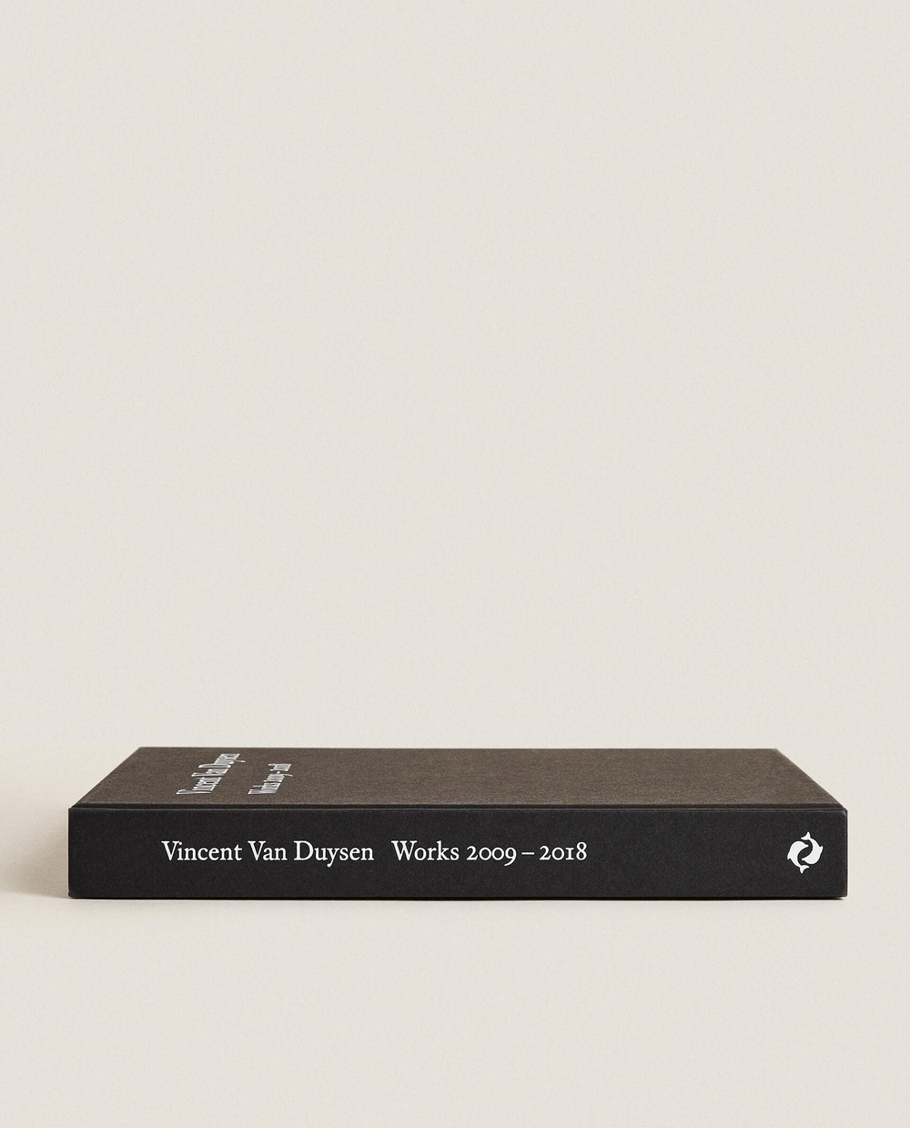Vincent Van Duysen: Works 2009-2018. Альбом проектов архитектора (на английском языке)