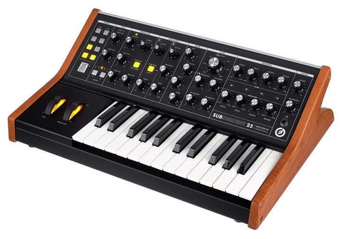 Moog Subsequent 25