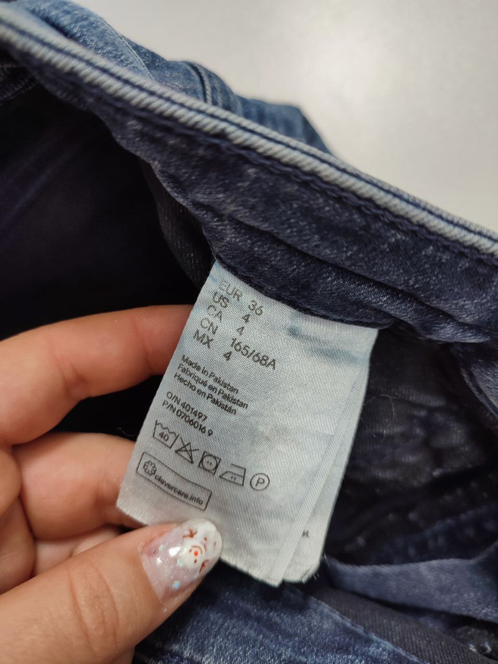 Джинсы H&M базовые 42 размер