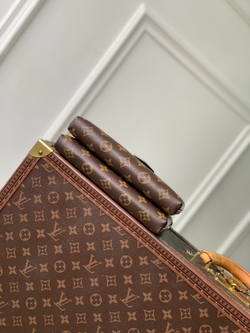 Louis Vuitton Be Alma
