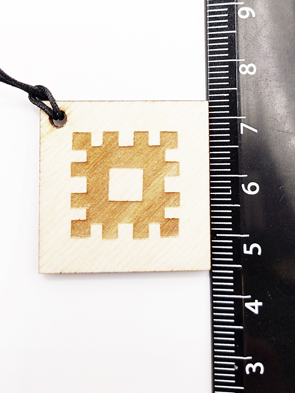 Деревянный славянский оберег Репейник удачи