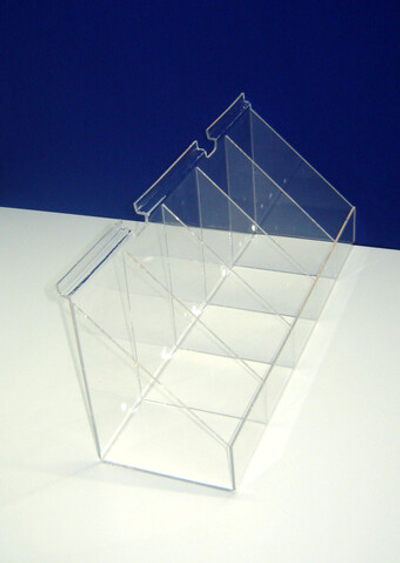 Полка в эконом-панель 5 яч 513х150х200