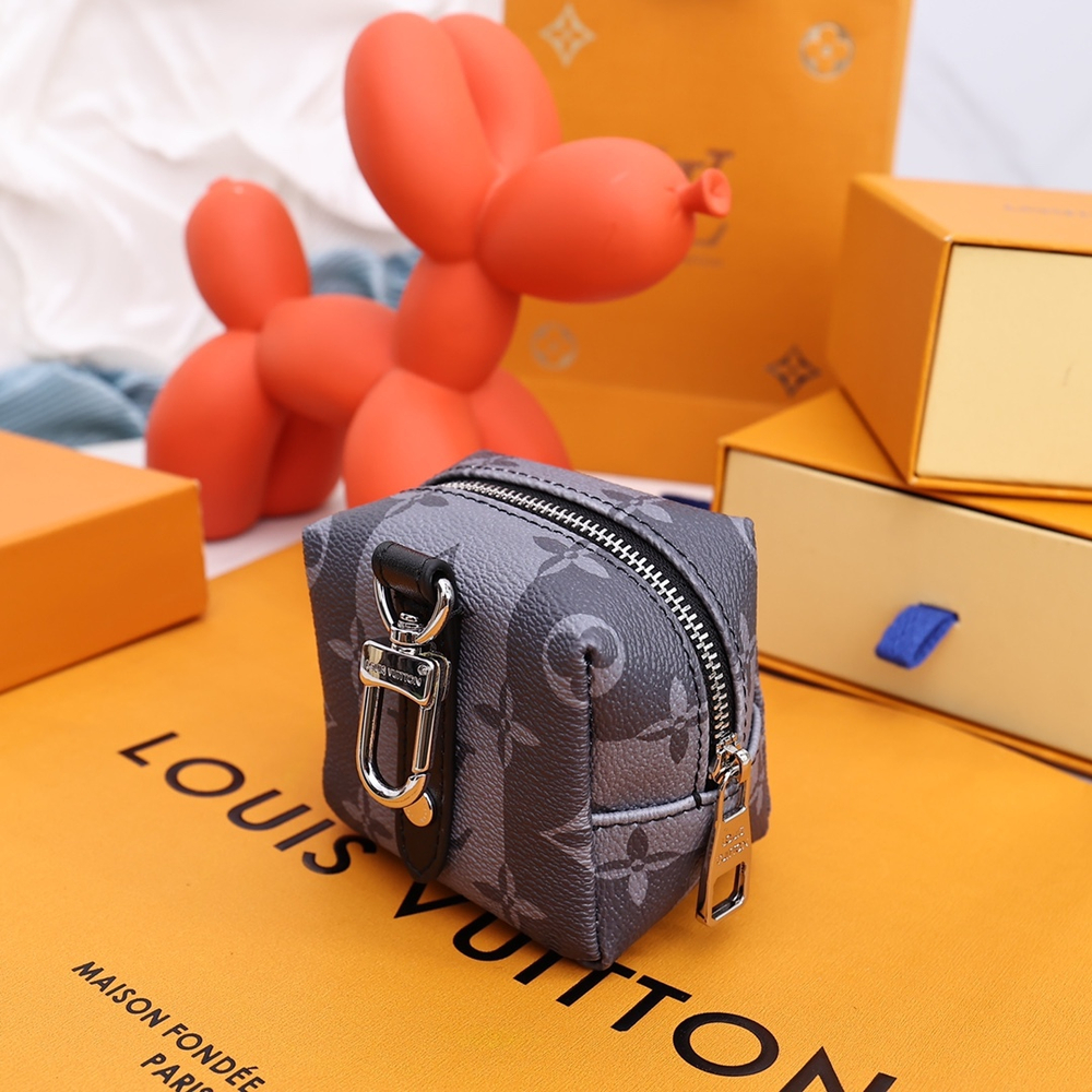 Louis Vuitton Squared Pouch