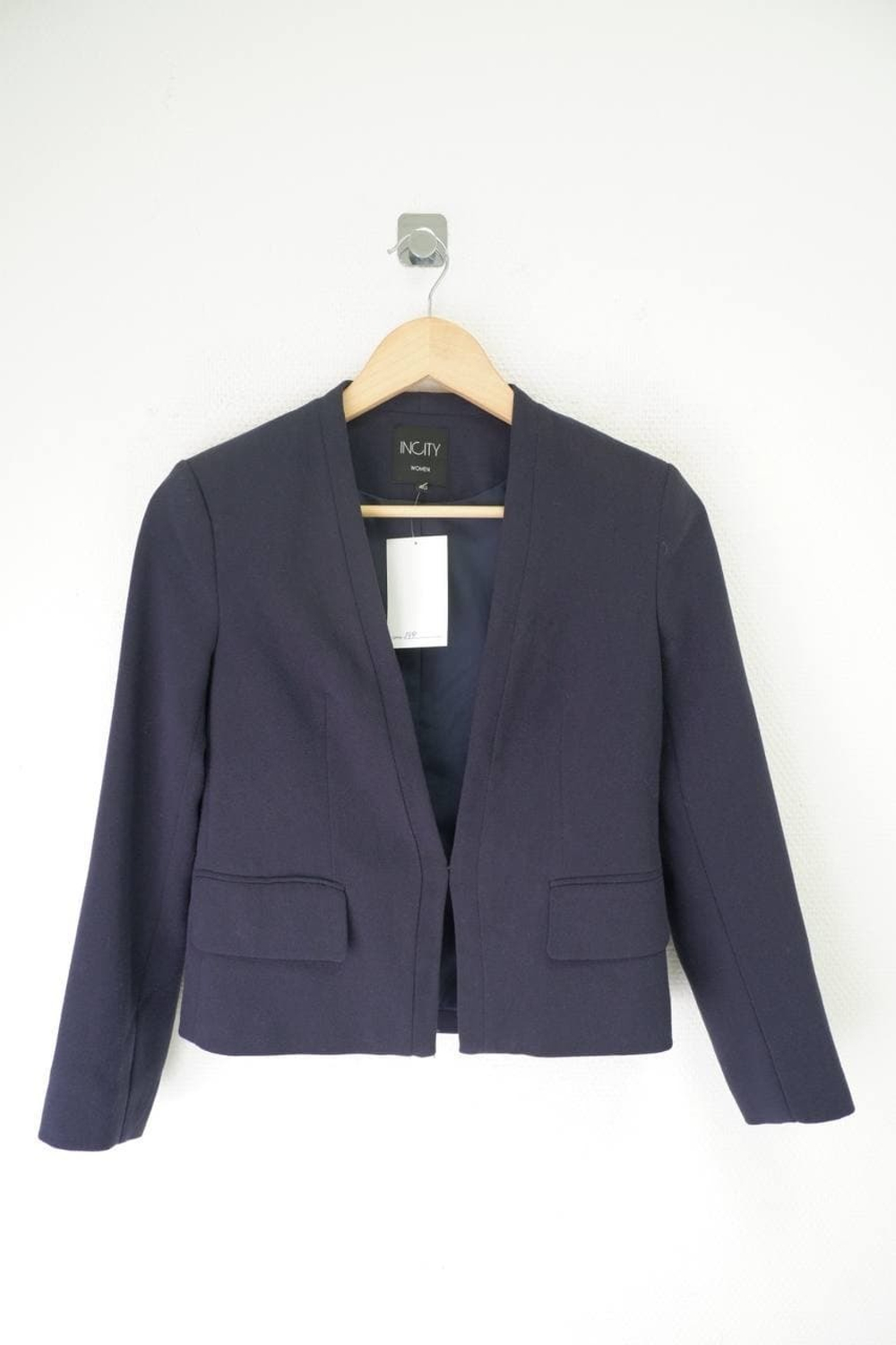 Жакет Incity укороченный 40 размер