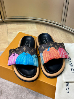 Louis Vuitton Pool Pillow Flat Comfort Mule