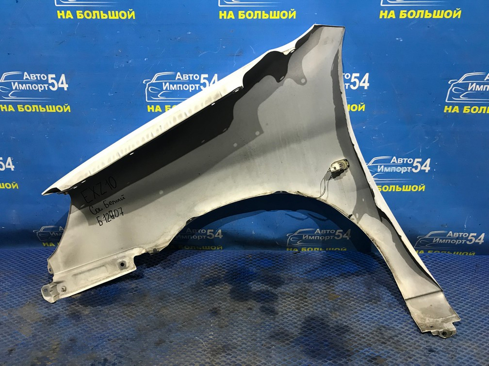 Крыло переднее правое TOYOTA RAUM 1997-2003