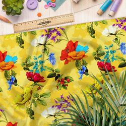 Ткань оксфорд 600 цветы на желтом фоне