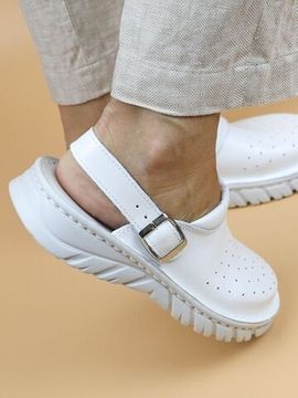 09 | "Lika" | Белые женские медицинские сабо натуральная кожа