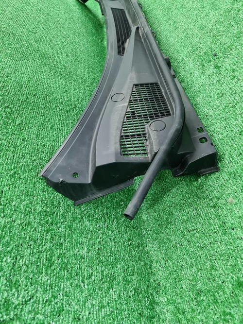 Жабо Lexus RX 5 (2022-н.в.)