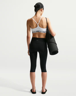 Nike Indy с легкой поддержкой Женский спортивный бюстгальтер с вставками и регулируемыми бретелями - NIKE