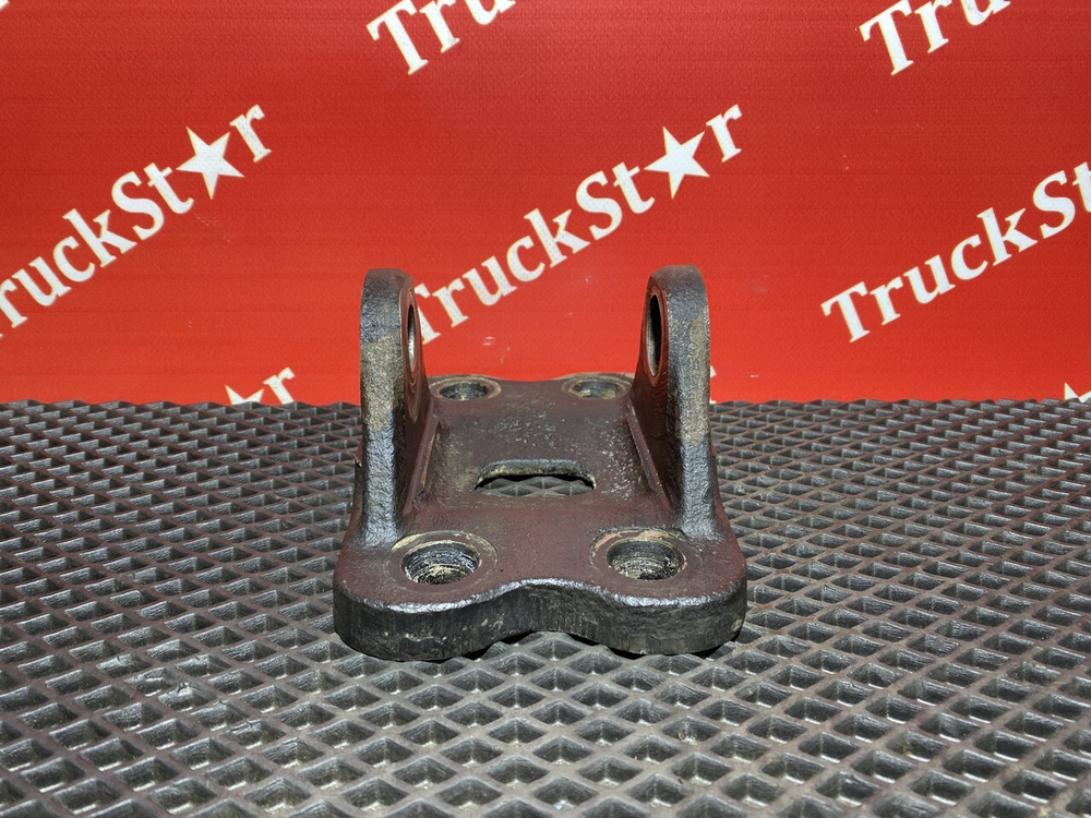 Кронштейн рессоры передней