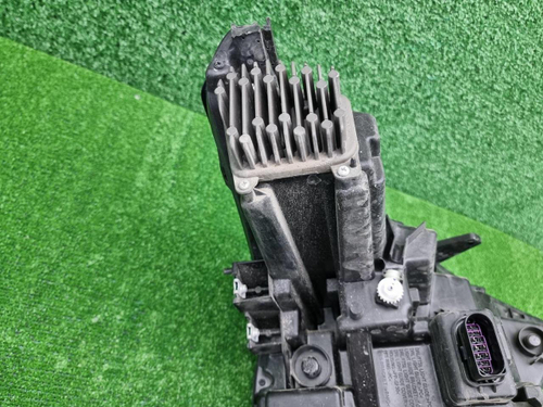 Фара левая Faw Bestune T55 (2021-н.в.) LED