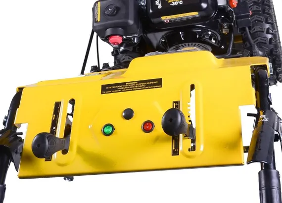 Бензиновый снегоуборщик "HUTER" SGC 6000