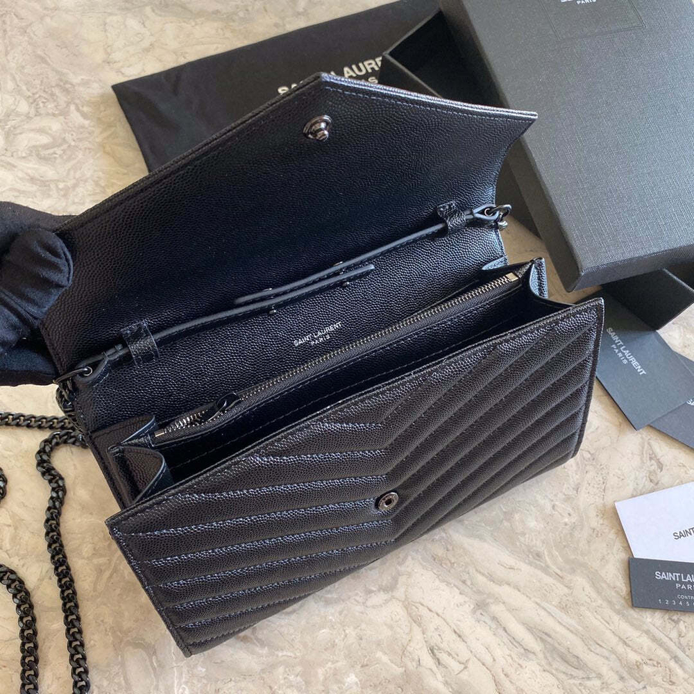 Yves Saint Laurent Woc 22 cm