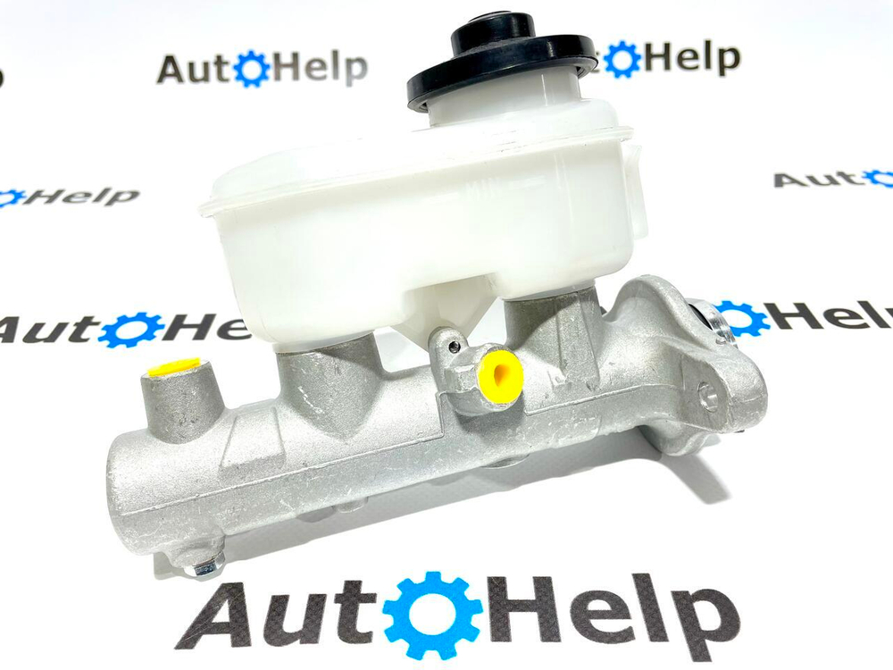 Главный тормозной цилиндр 47201-33130, 47201-33140 Toyota 2 болта