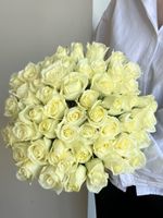 Букет из белой розы (40см) 51 шт под ленту