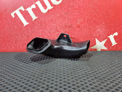 Воздуховод отопителя